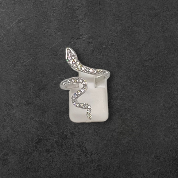 NEW Chic Wrap Rhinestone Silver Snake Ring - Picture 9 of 10